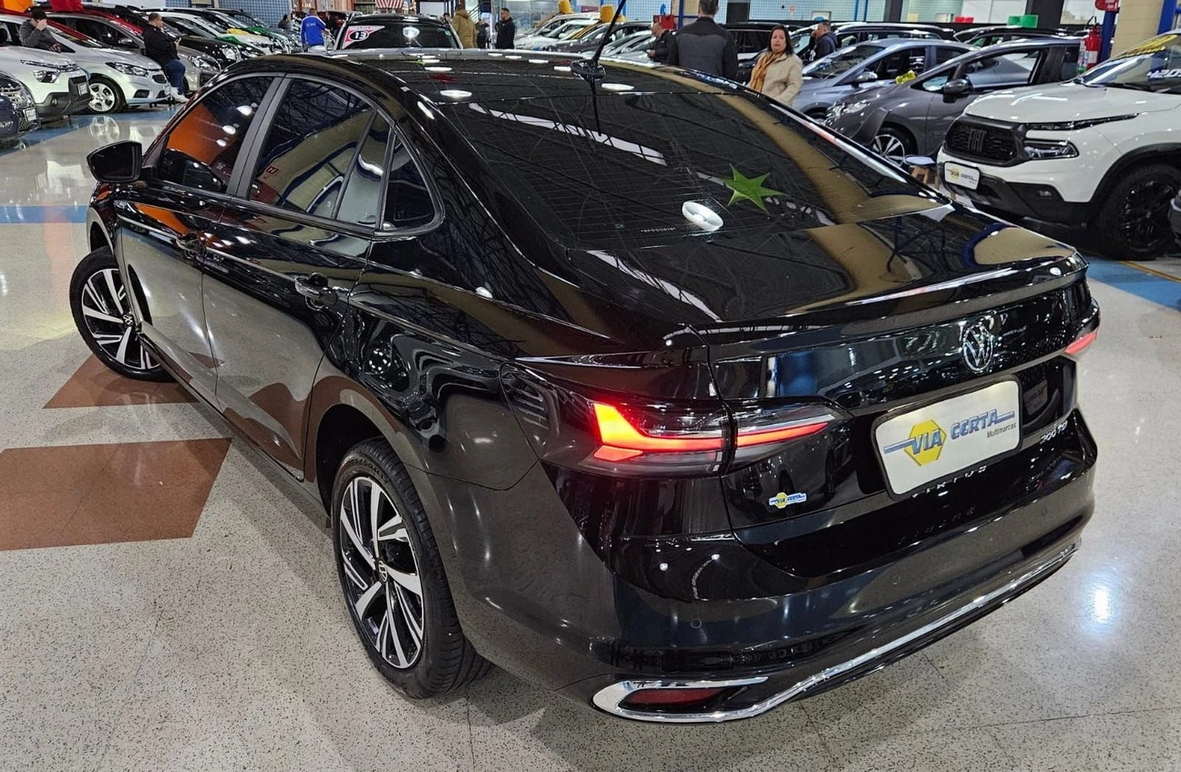 VOLKSWAGEN VIRTUS