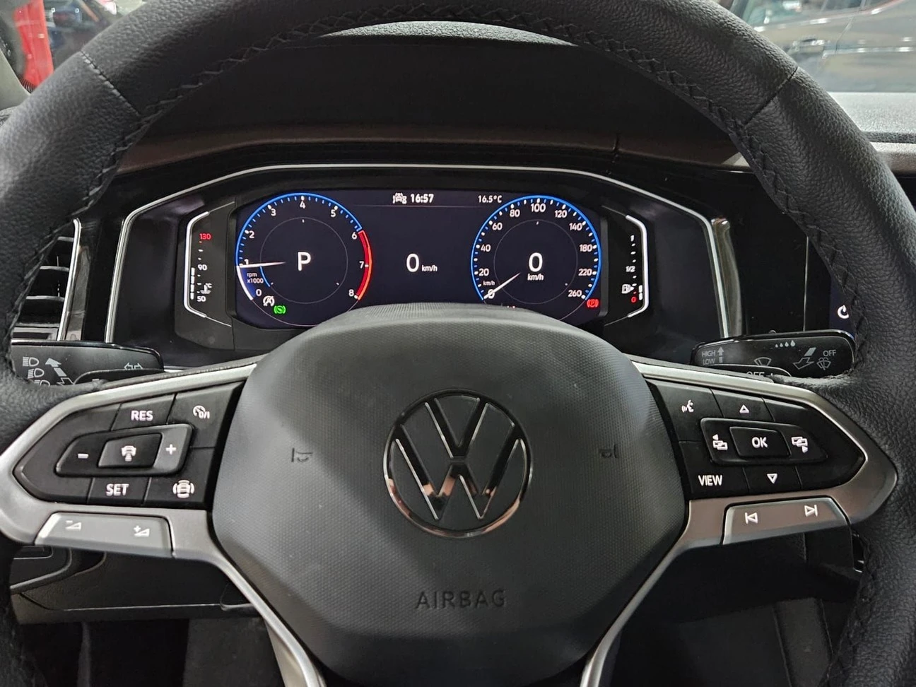 VOLKSWAGEN VIRTUS