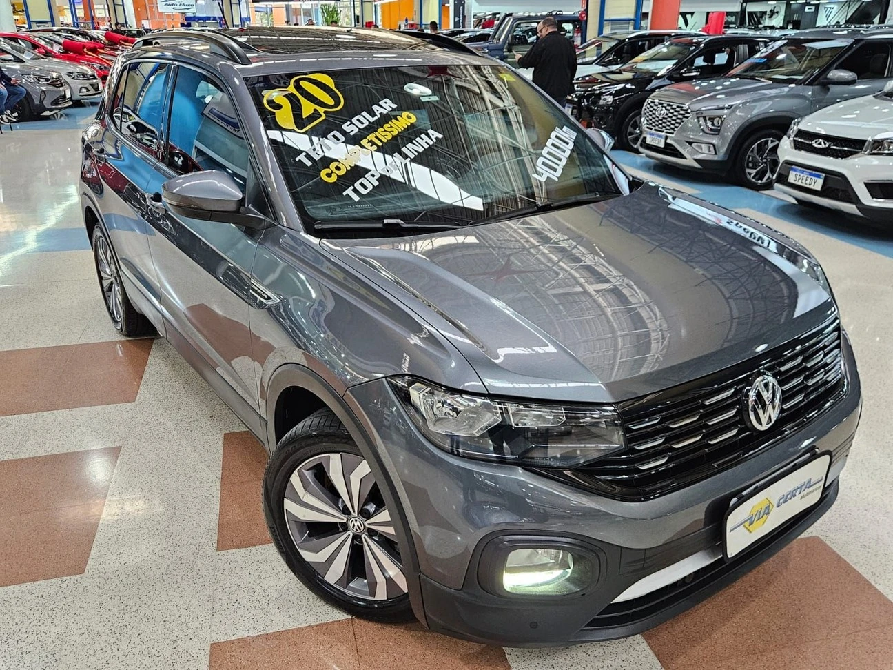VOLKSWAGEN T-CROSS