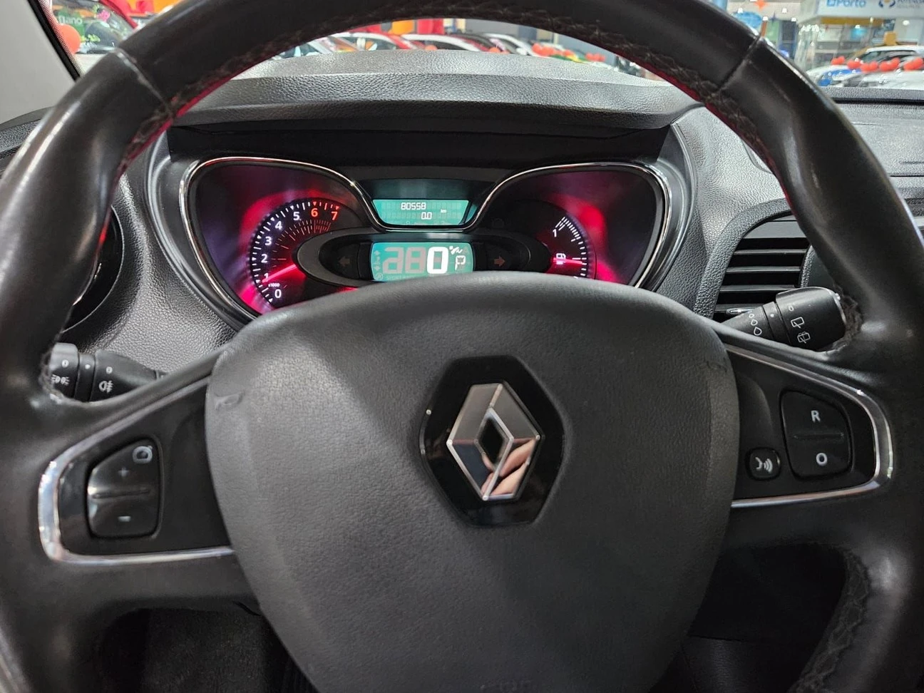RENAULT CAPTUR