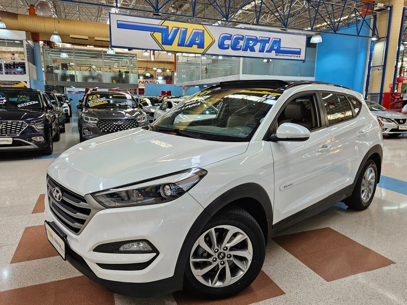 HYUNDAI TUCSON