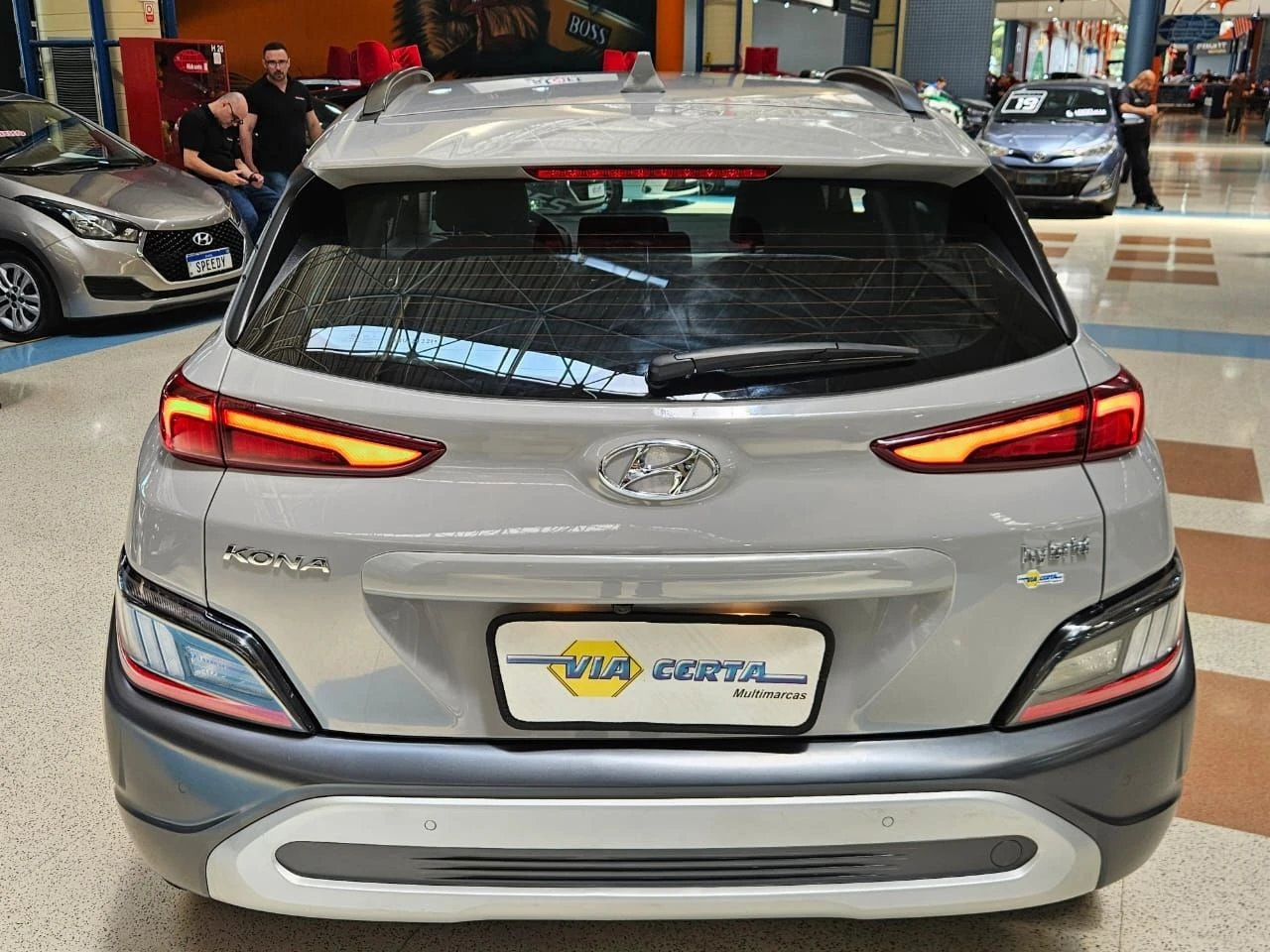 HYUNDAI KONA