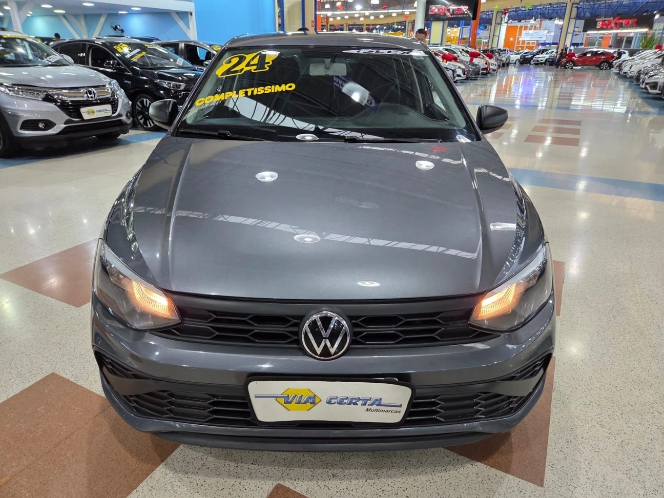 VOLKSWAGEN POLO