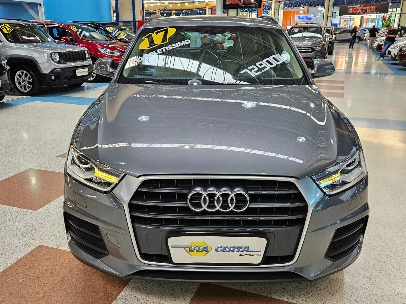 AUDI Q3