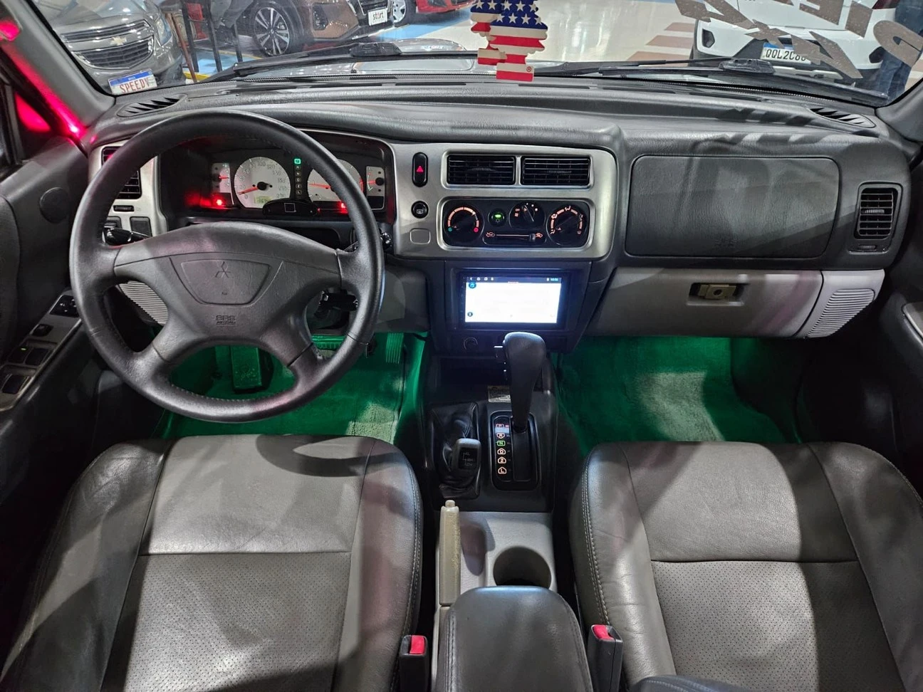 MITSUBISHI PAJERO SPORT