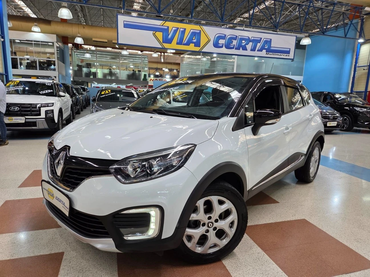 RENAULT CAPTUR