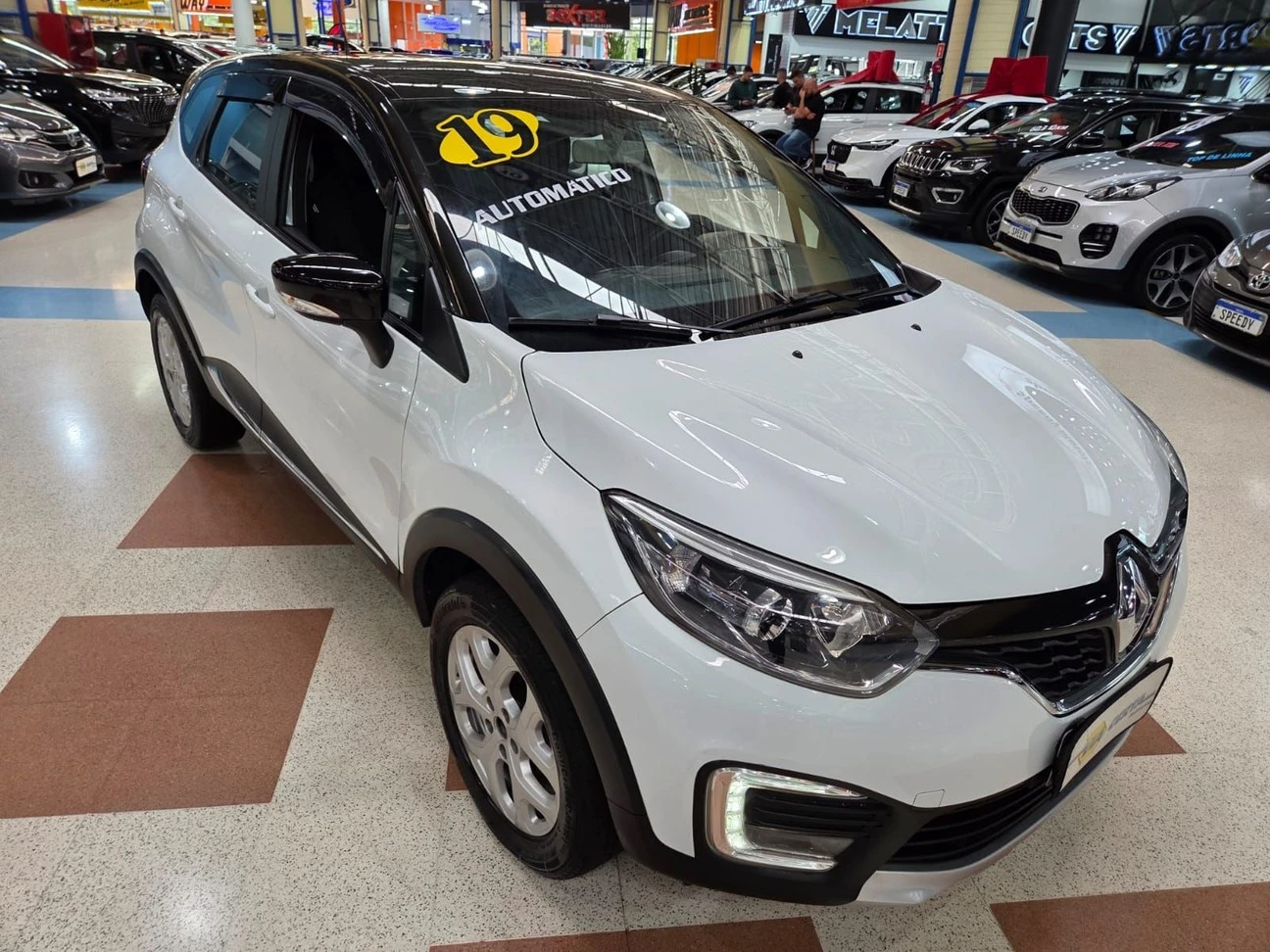 RENAULT CAPTUR