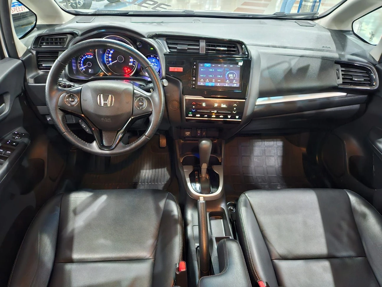 HONDA WR-V