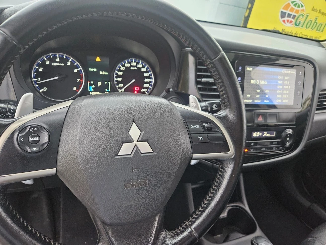 MITSUBISHI OUTLANDER