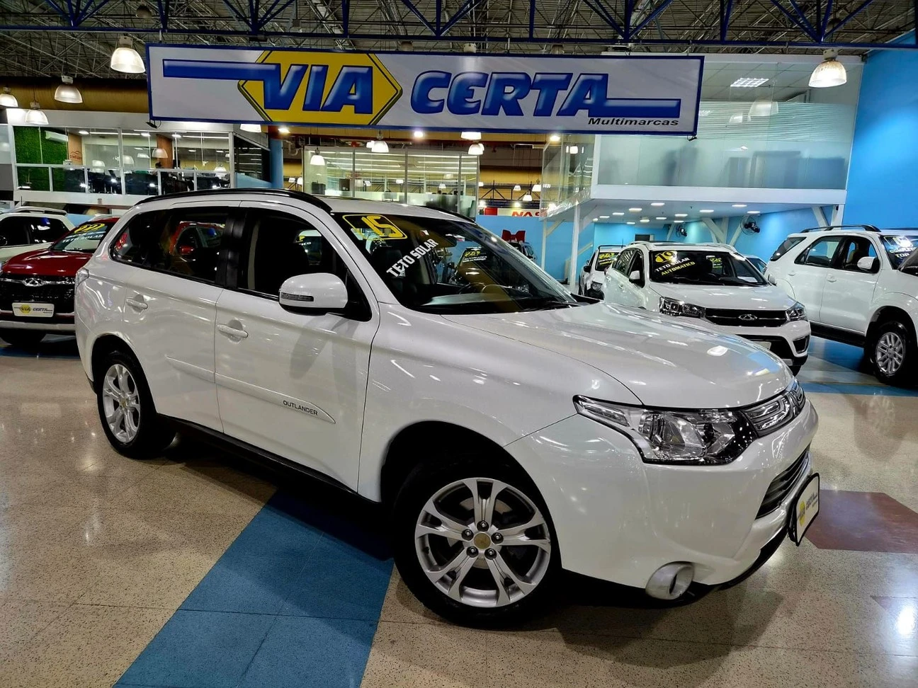 MITSUBISHI OUTLANDER