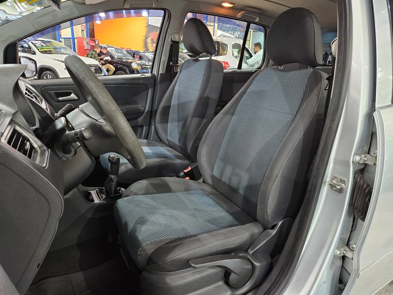 VOLKSWAGEN FOX