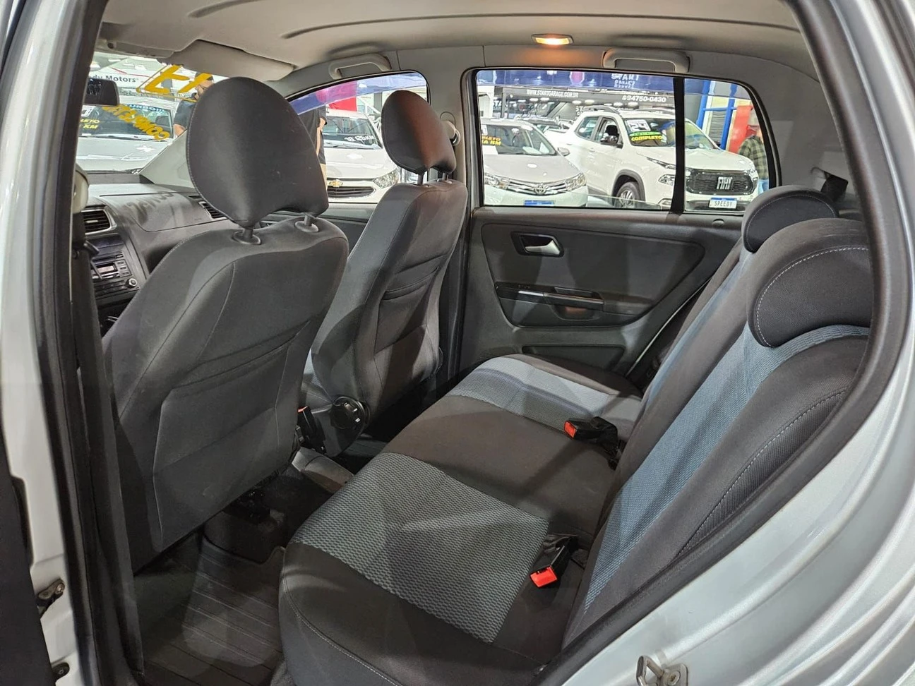 VOLKSWAGEN FOX