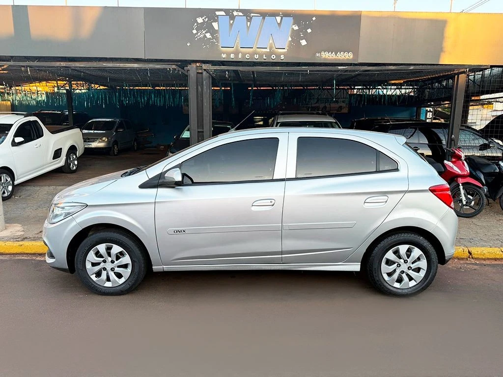 CHEVROLET ONIX