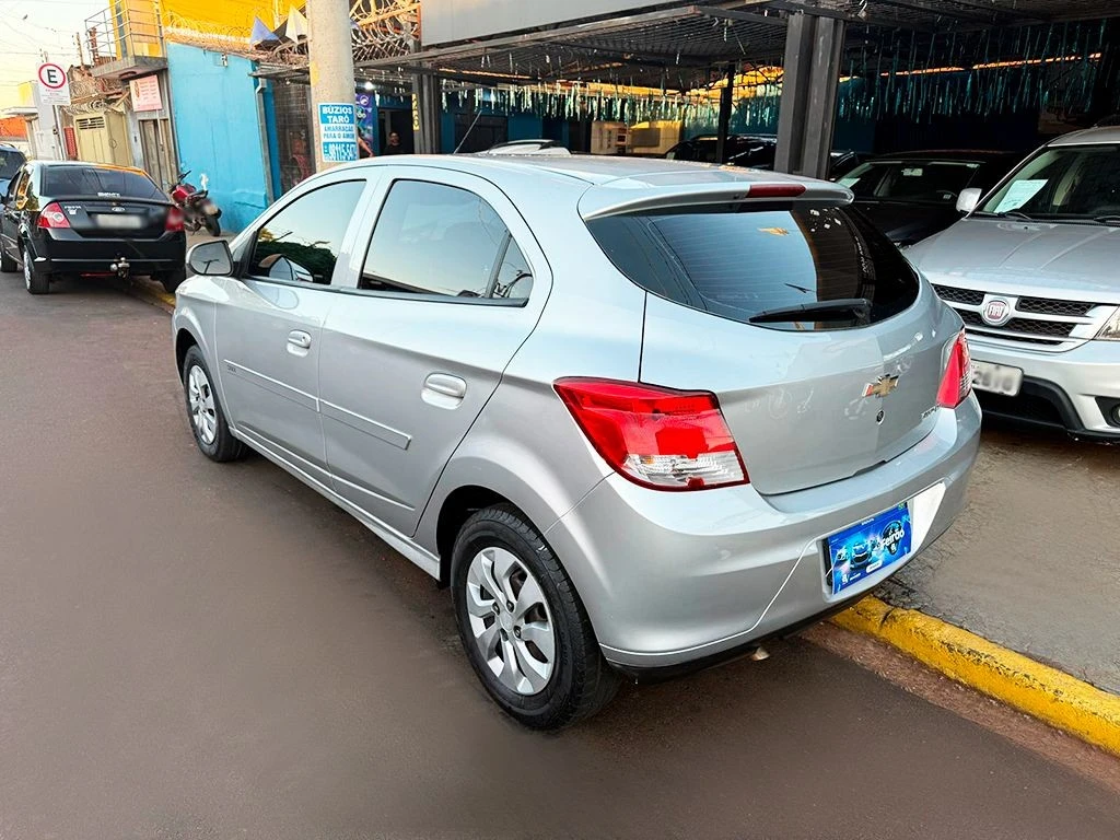 CHEVROLET ONIX