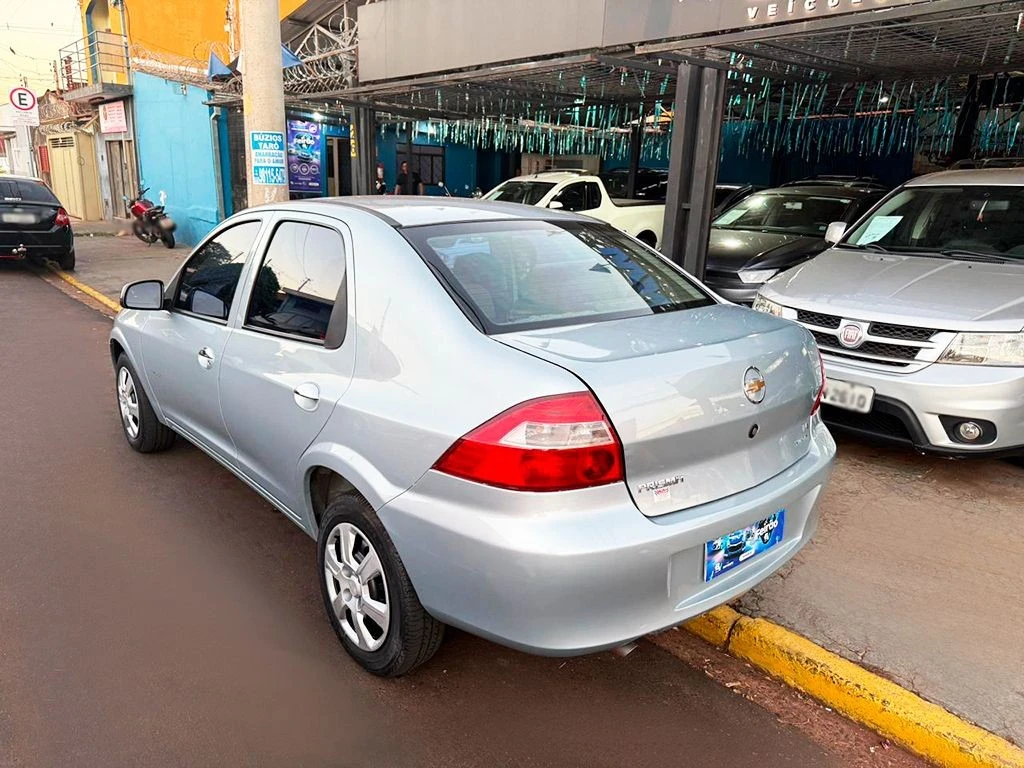 CHEVROLET PRISMA