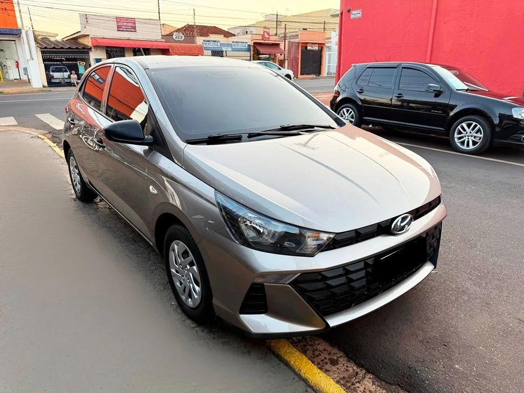 HYUNDAI HB20