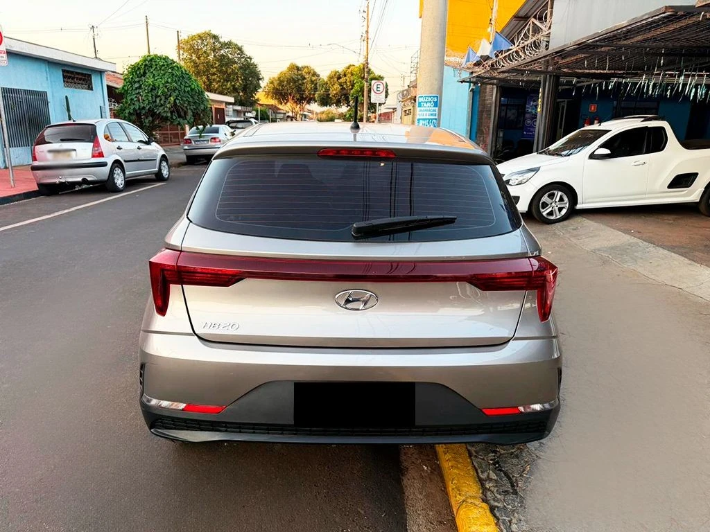 HYUNDAI HB20