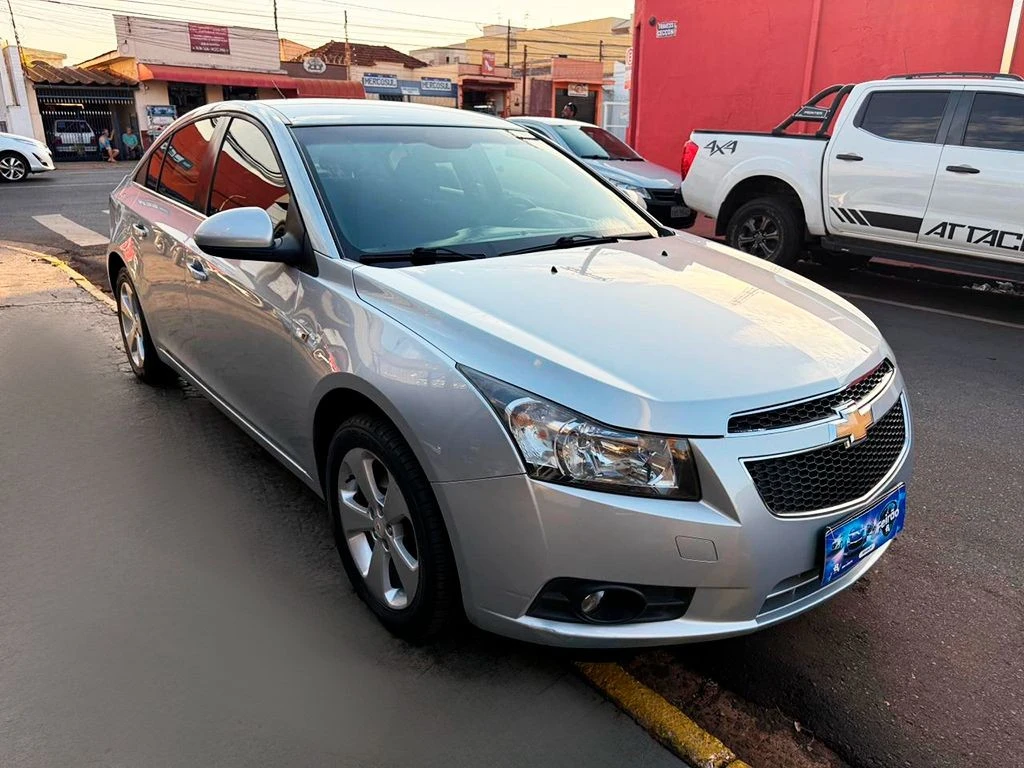 CHEVROLET CRUZE