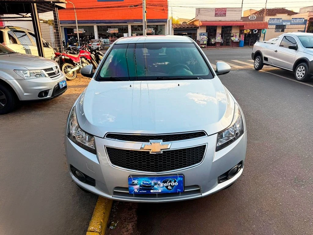 CHEVROLET CRUZE