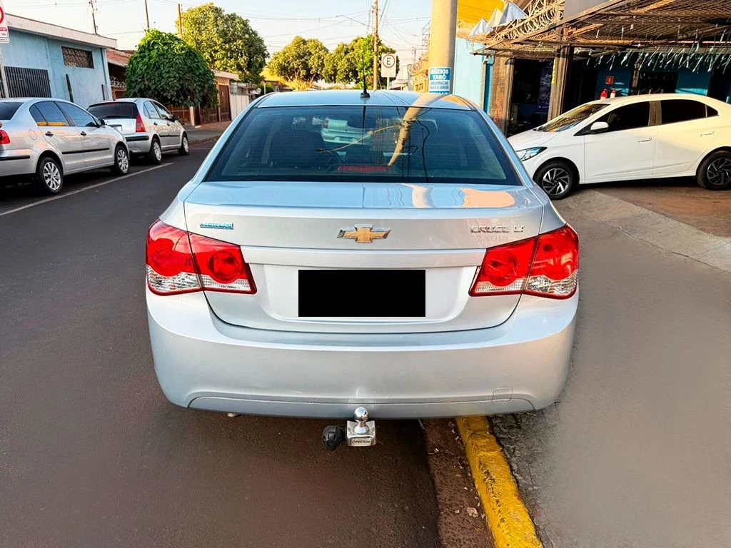 CHEVROLET CRUZE