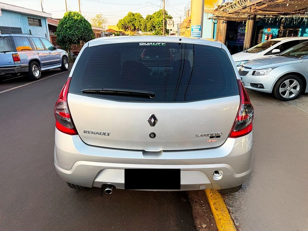 RENAULT SANDERO