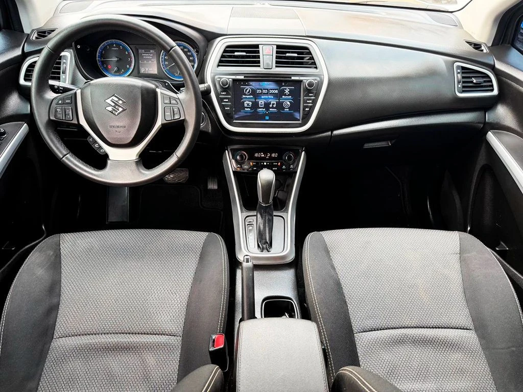 SUZUKI S-CROSS