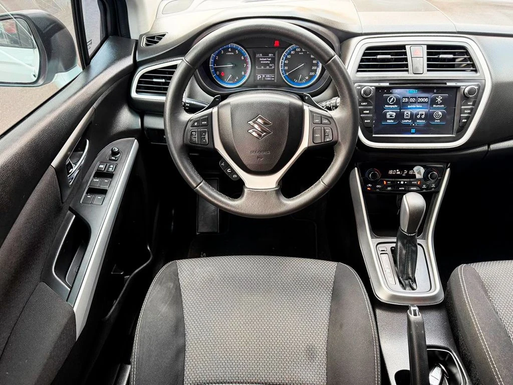 SUZUKI S-CROSS