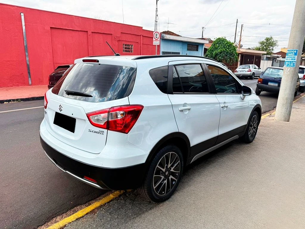 SUZUKI S-CROSS
