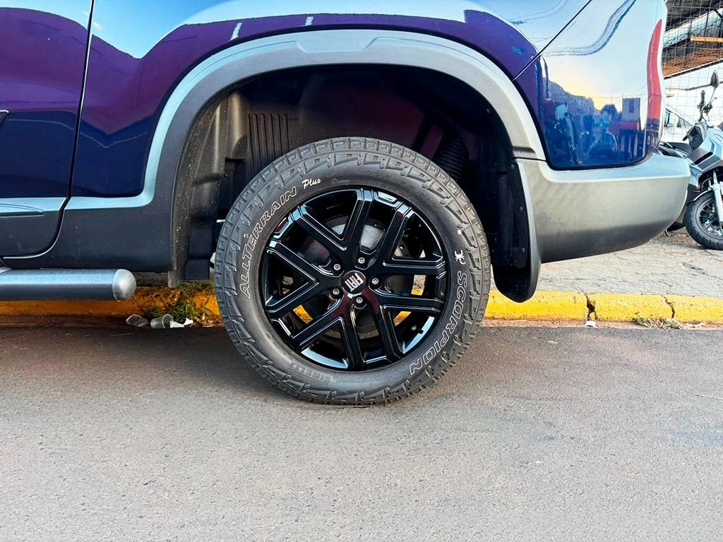 FIAT TORO