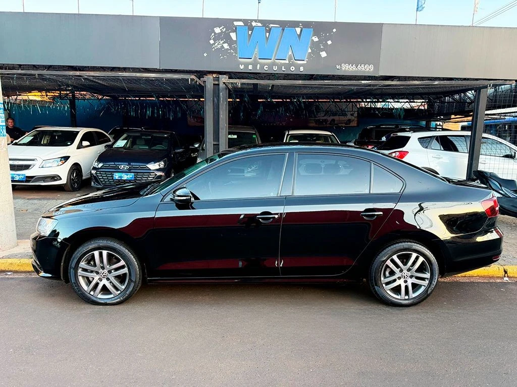 VOLKSWAGEN JETTA