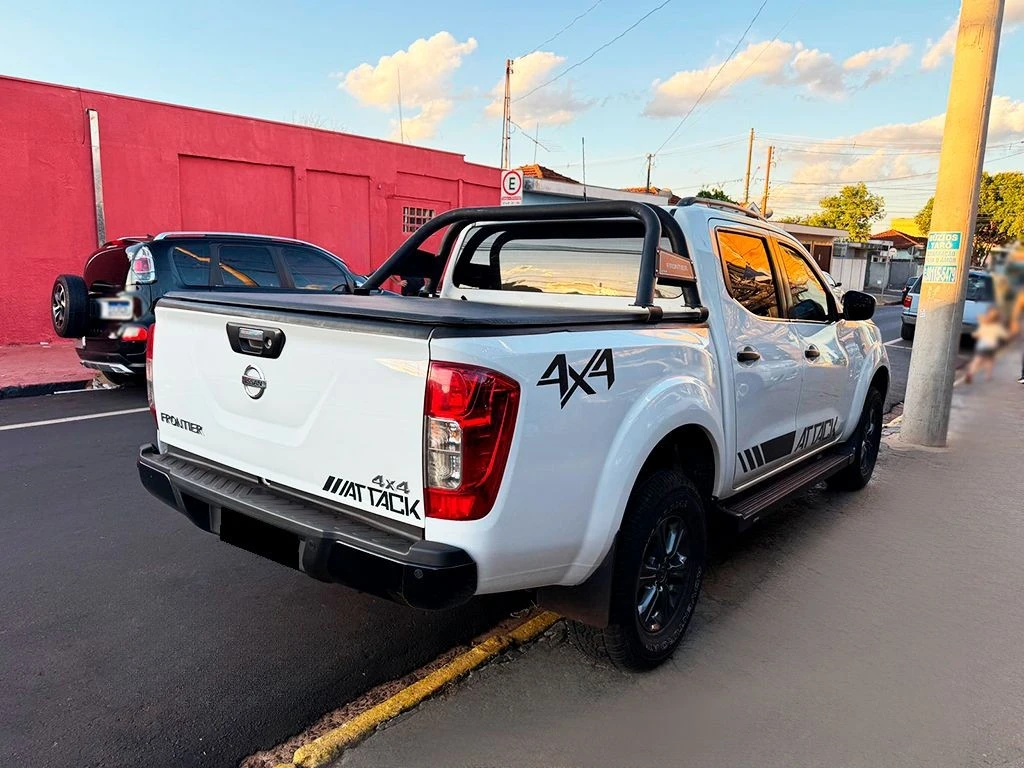 NISSAN FRONTIER
