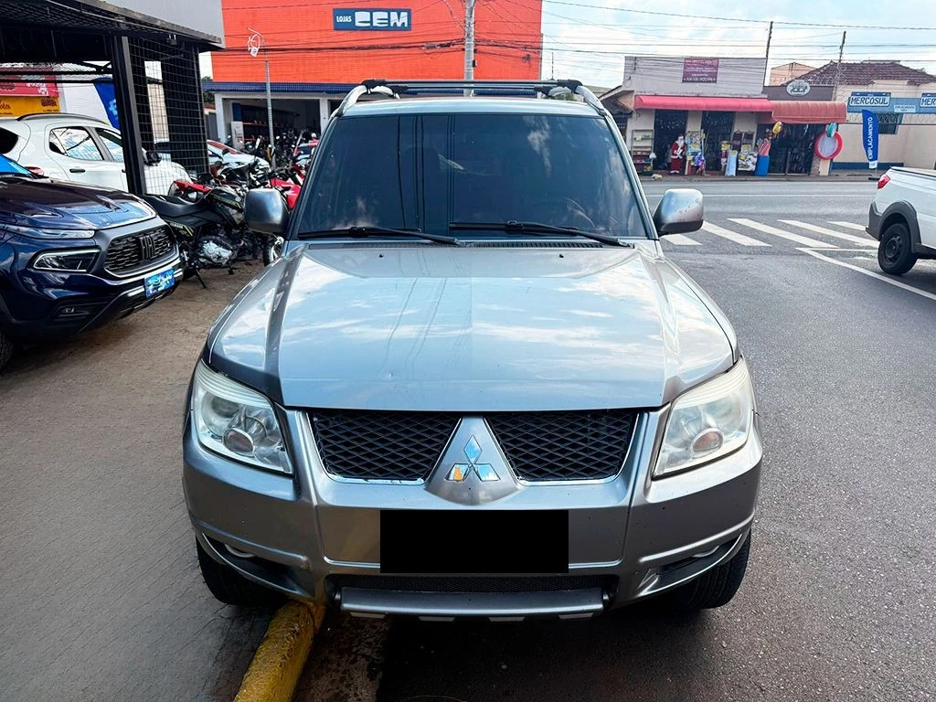 MITSUBISHI PAJERO TR4
