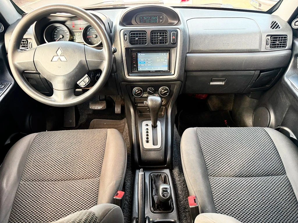 MITSUBISHI PAJERO TR4