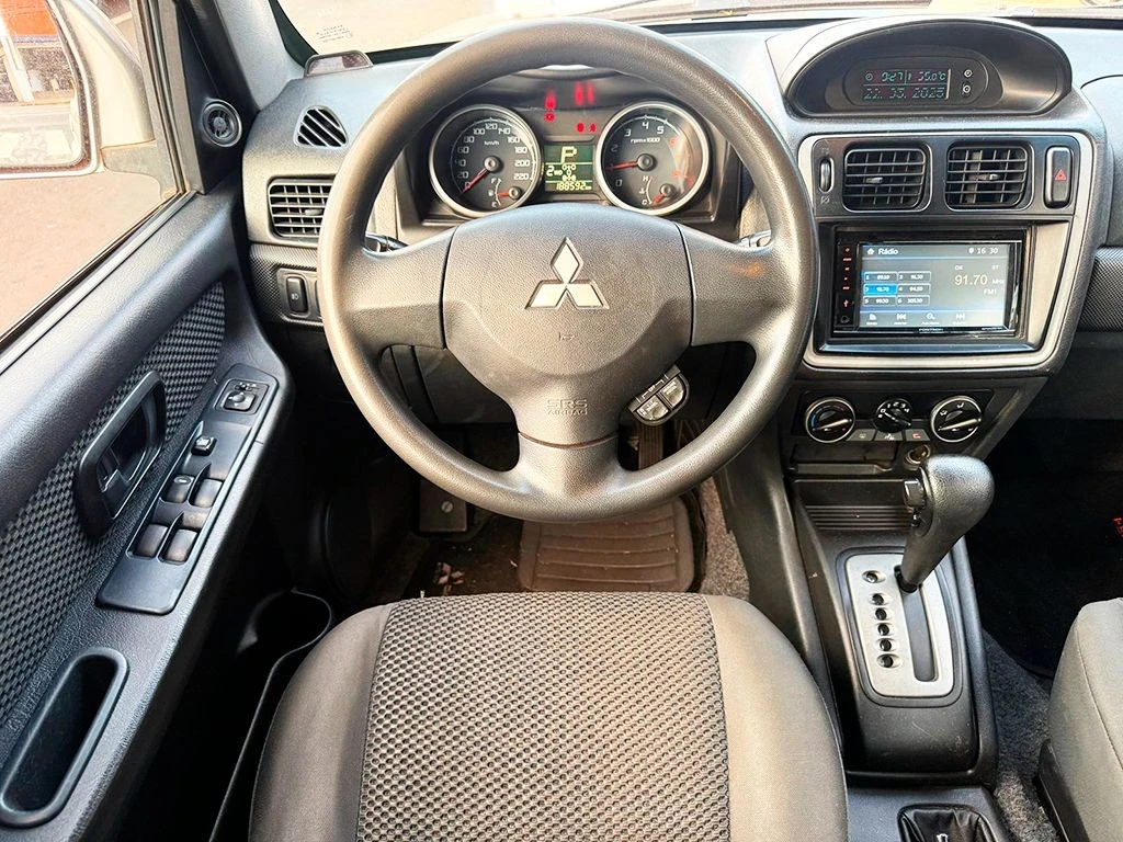 MITSUBISHI PAJERO TR4