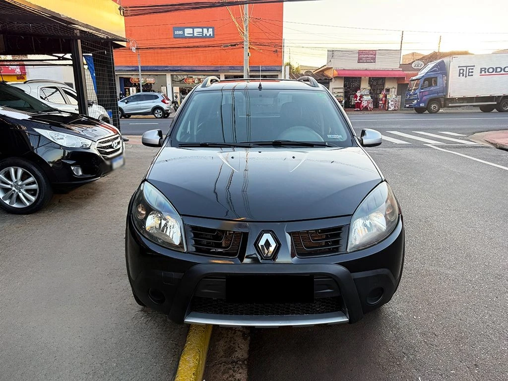 RENAULT SANDERO