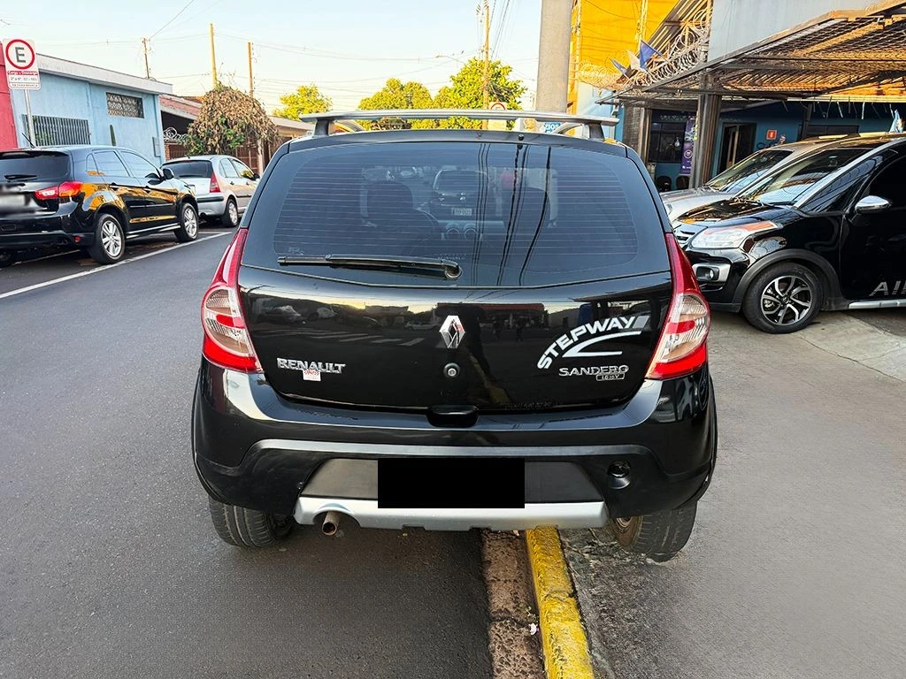 RENAULT SANDERO