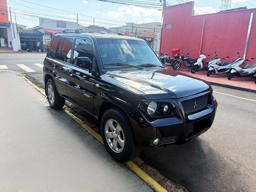 MITSUBISHI PAJERO TR4