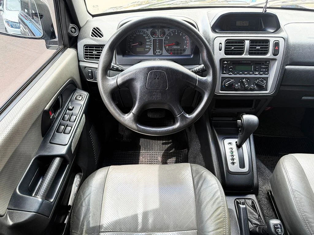 MITSUBISHI PAJERO TR4