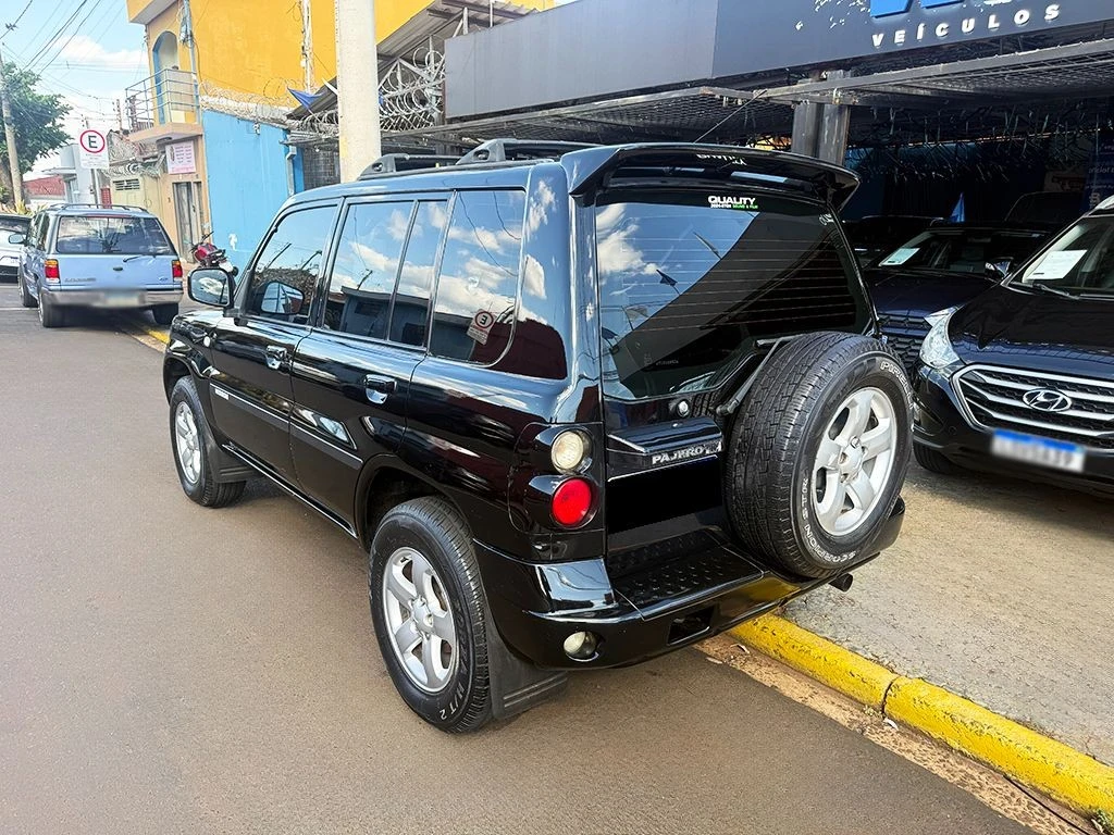 MITSUBISHI PAJERO TR4
