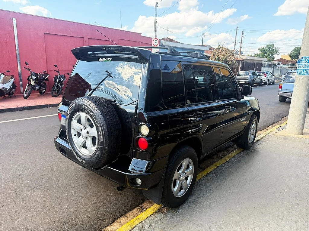 MITSUBISHI PAJERO TR4