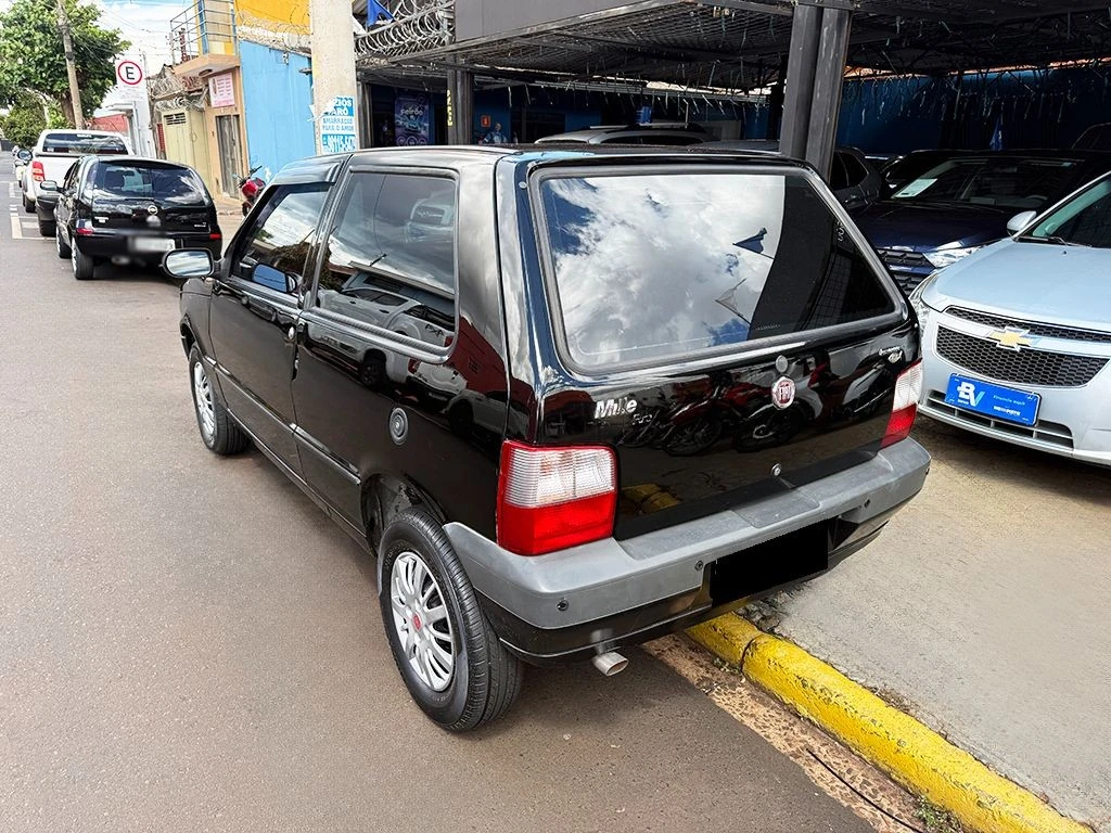 FIAT UNO