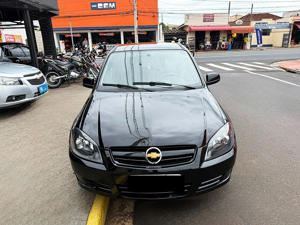 CELTA 1.0 MPFI LT 8V