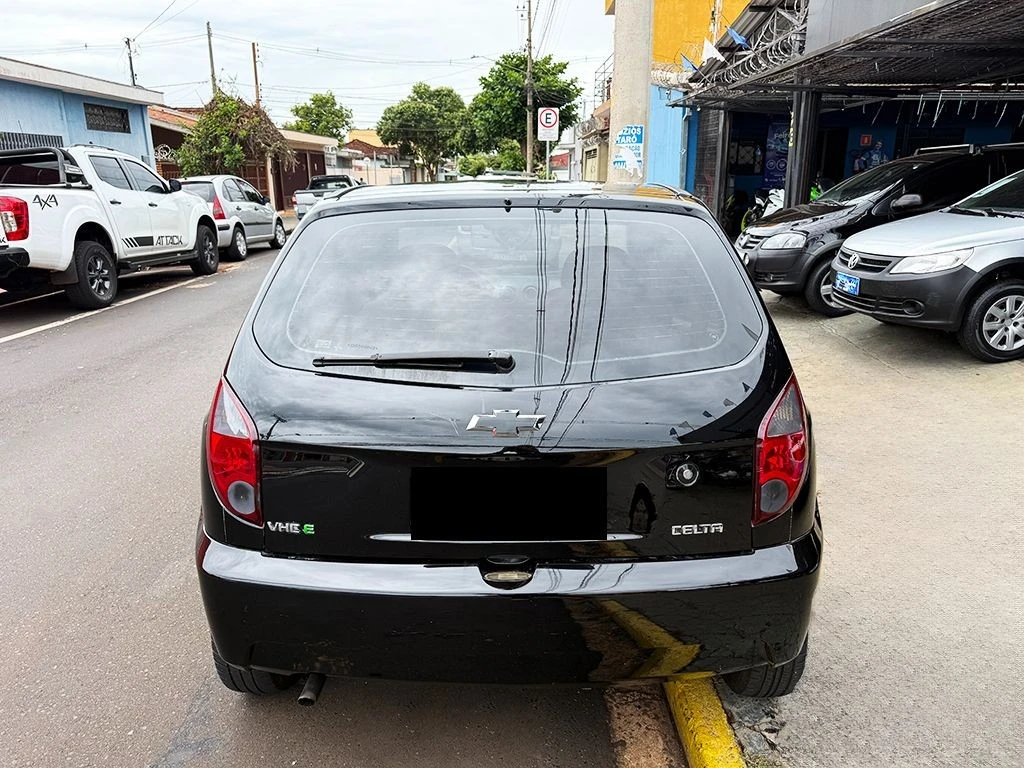 CELTA 1.0 MPFI LT 8V