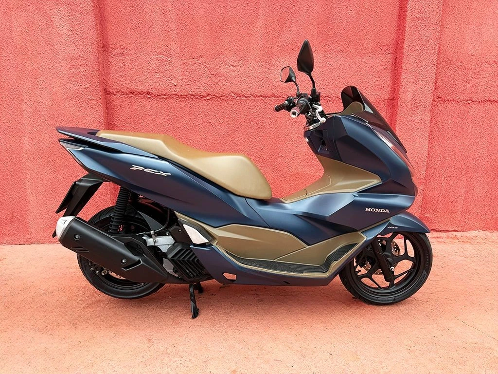 PCX DLX 