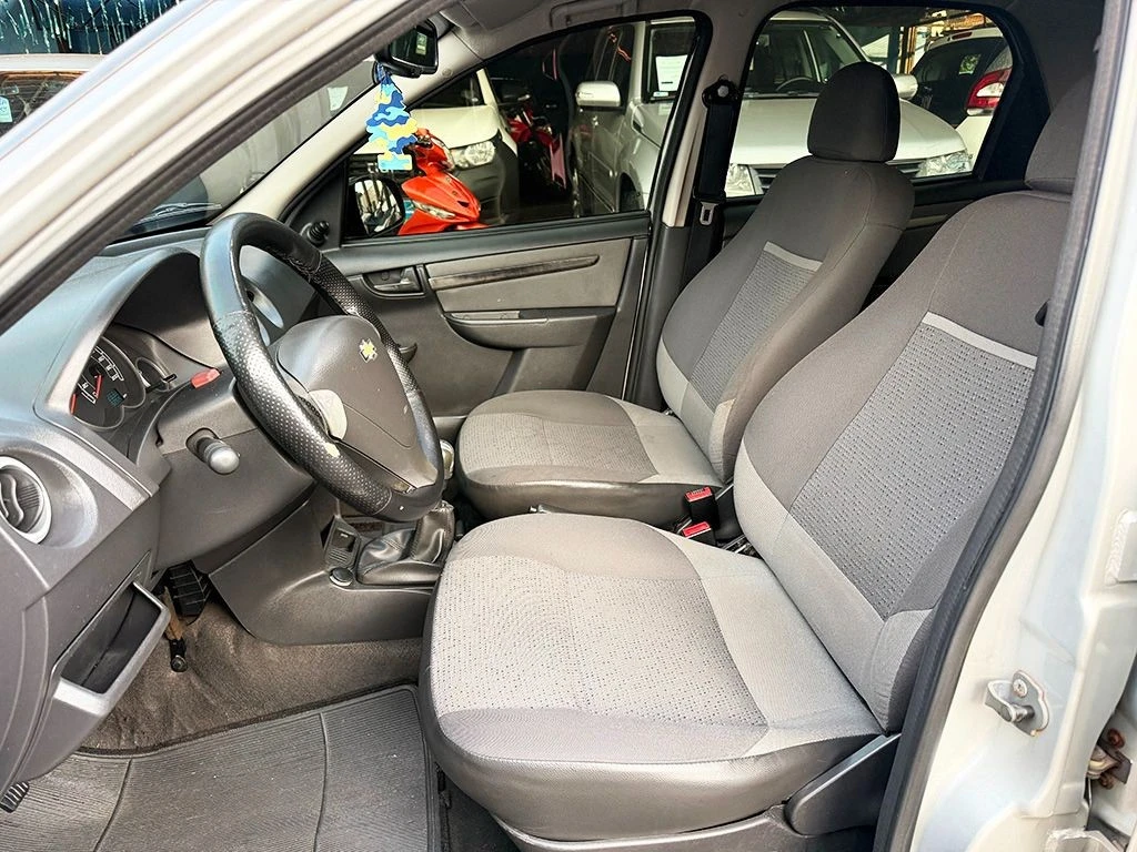 CELTA 1.0 MPFI LT 8V