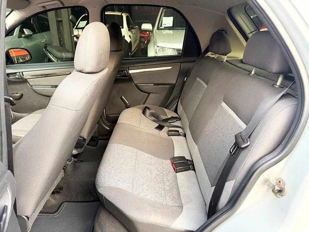 CELTA 1.0 MPFI LT 8V