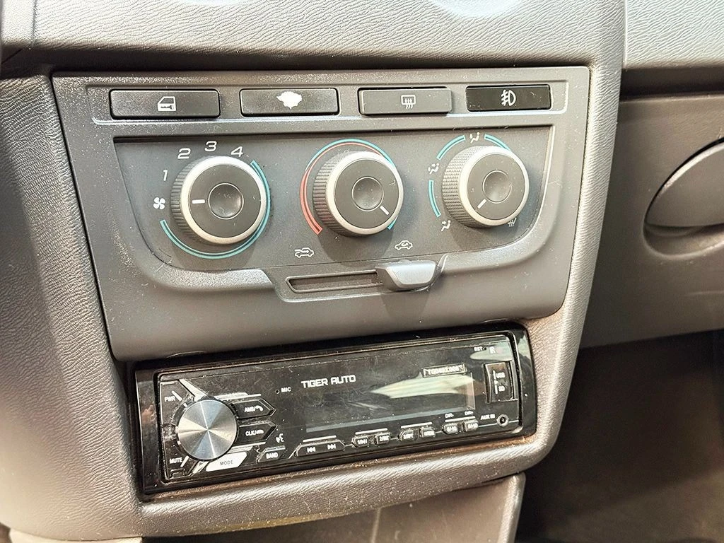 CELTA 1.0 MPFI LT 8V