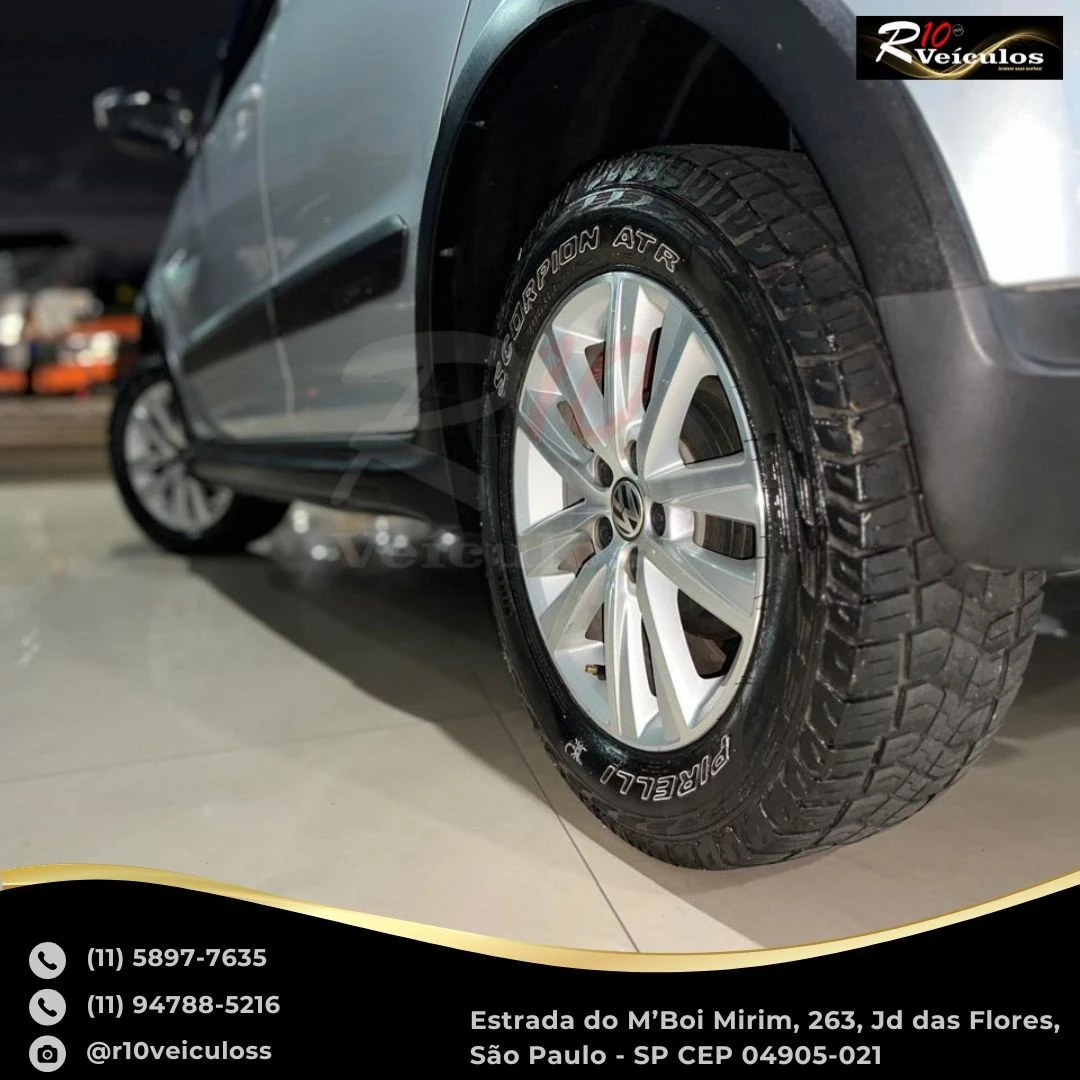 VOLKSWAGEN CROSSFOX