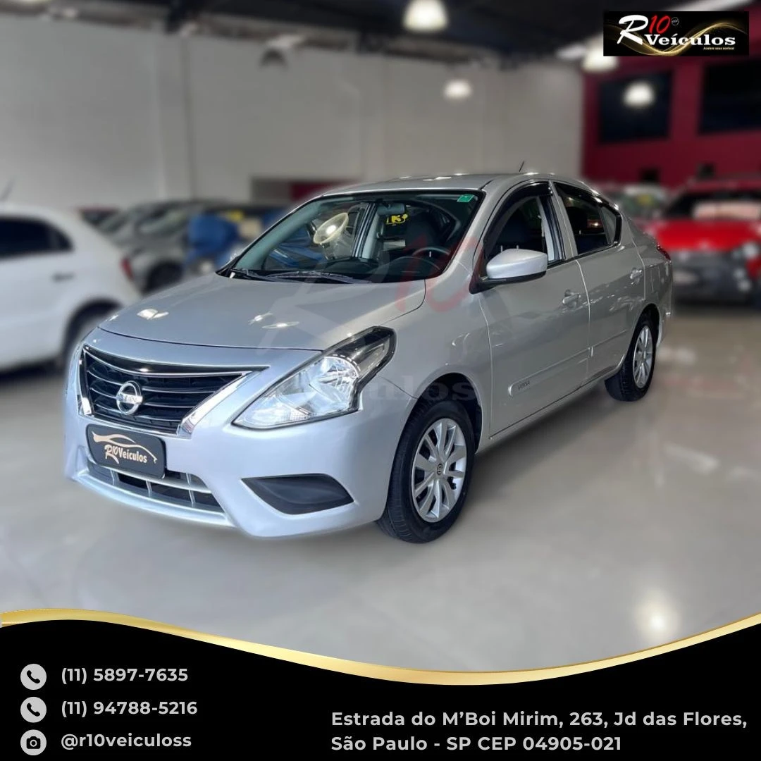NISSAN VERSA