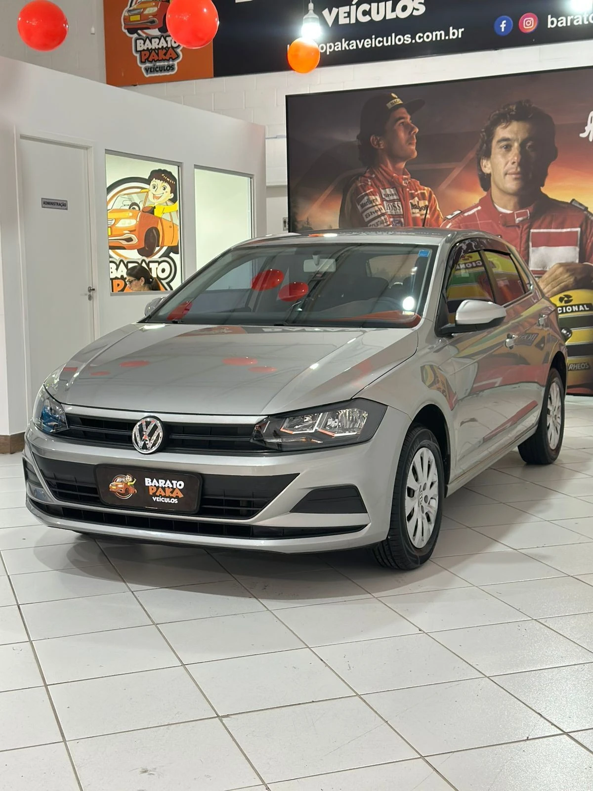 VOLKSWAGEN POLO